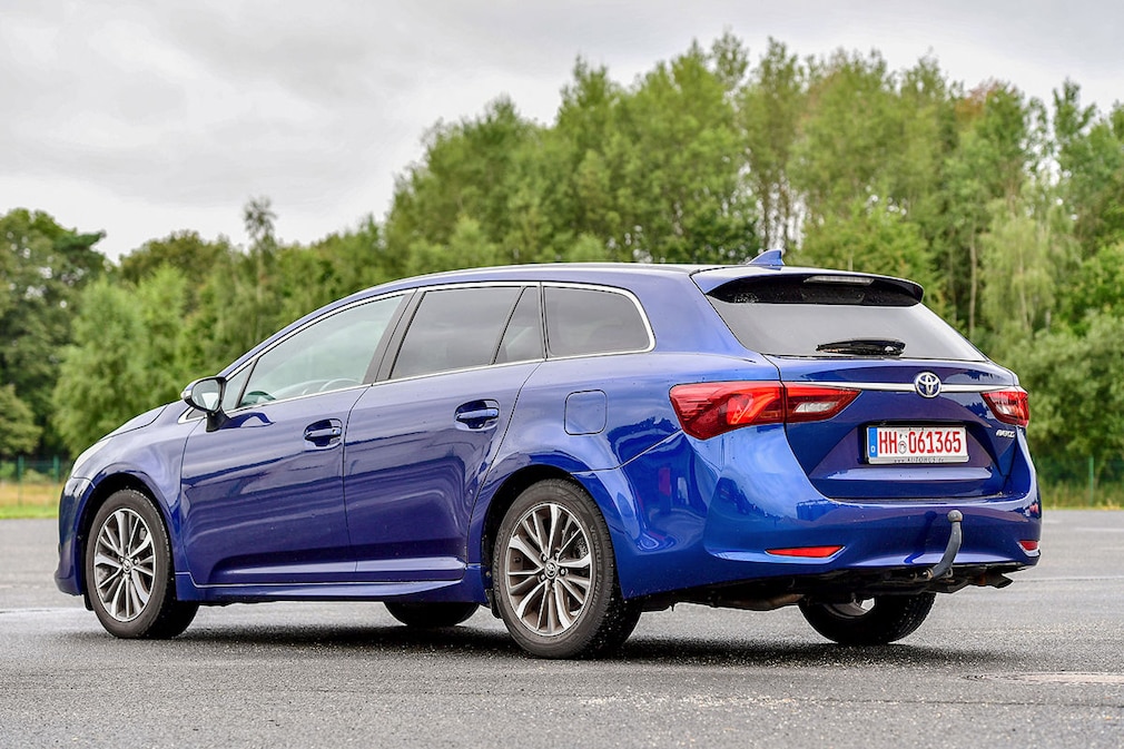 Toyota Avensis Touring Sports