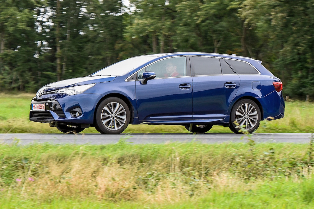Toyota Avensis Touring Sports