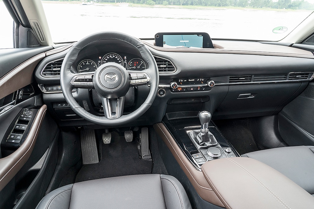 MAZDA CX-30