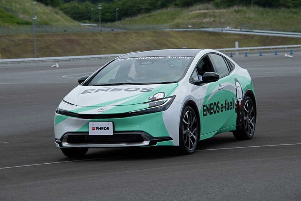 Eneos Toyota Prius - Synthetic Fuel On