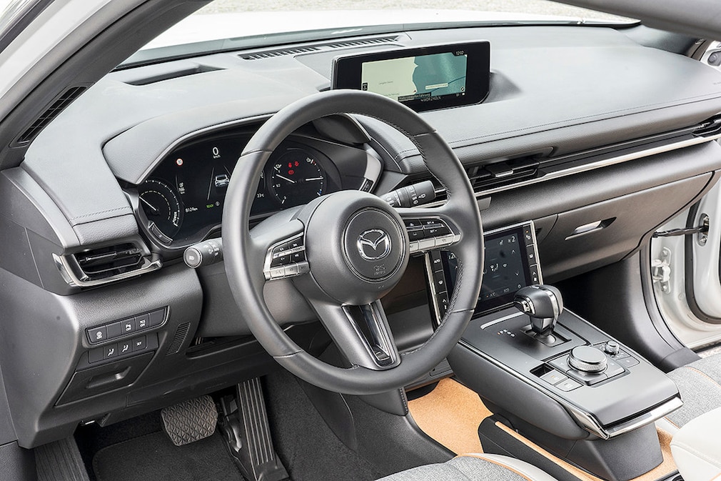MAZDA MX-30
