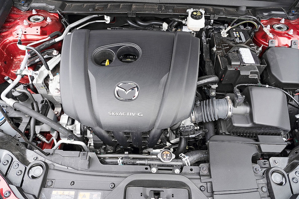 MAZDA CX-30