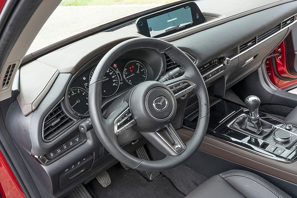 MAZDA CX-30