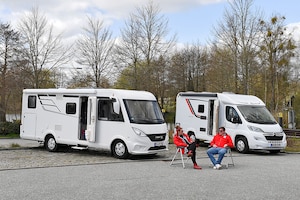 Hymer Exsis-i 580 Bürstner Nexxo Van T 569