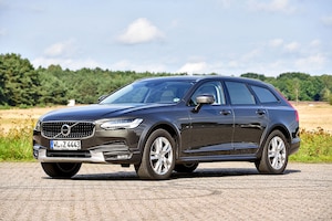 Volvo V90 D4 Cross Country
