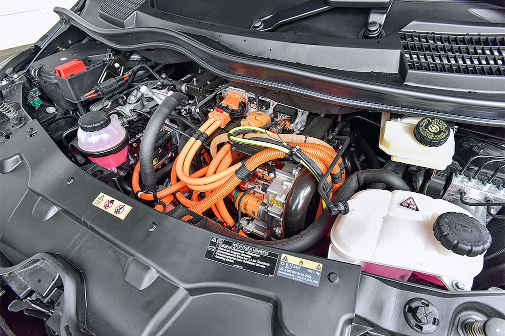 Mercedes EQV 300