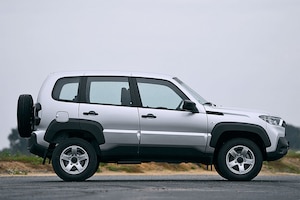 Lada Niva Travel