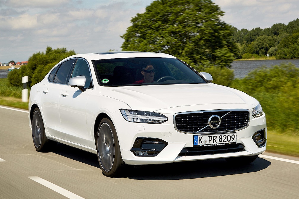 Volvo S90 D5 AWD