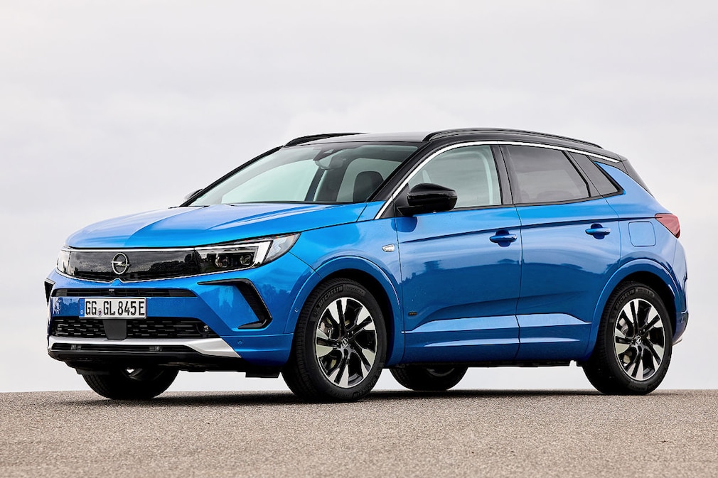 Opel Grandland Hybrid4
