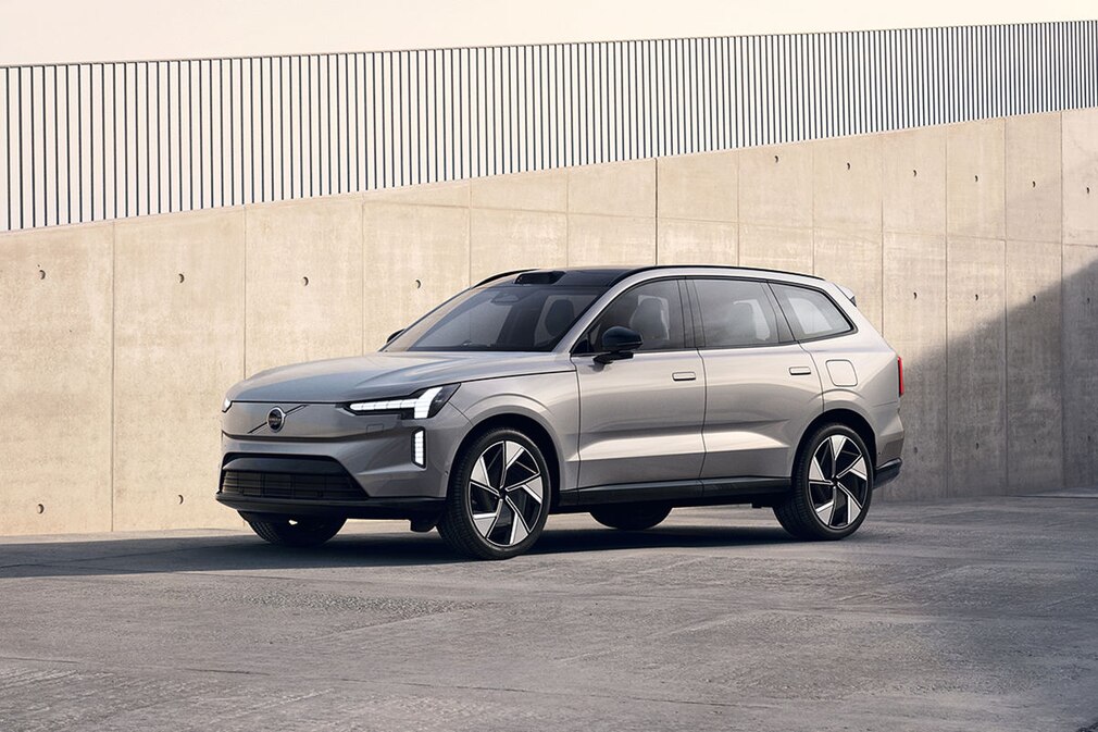 Volvo EX90
