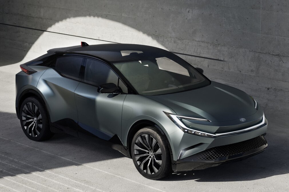 Toyota bz Compact SUV
