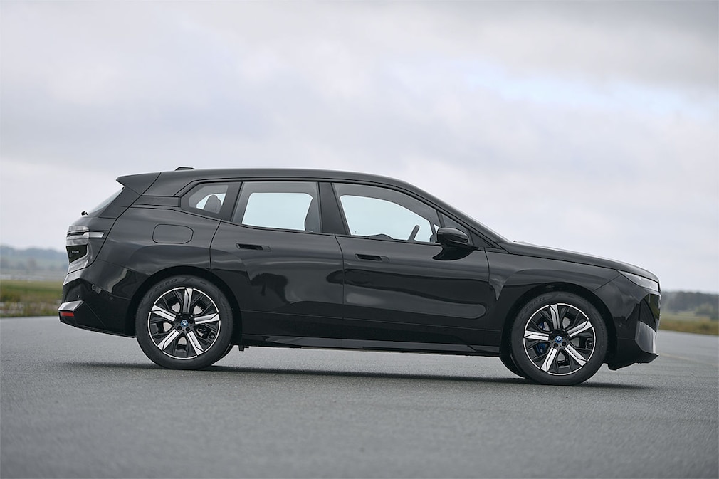 BMW iX5 xDrive 50