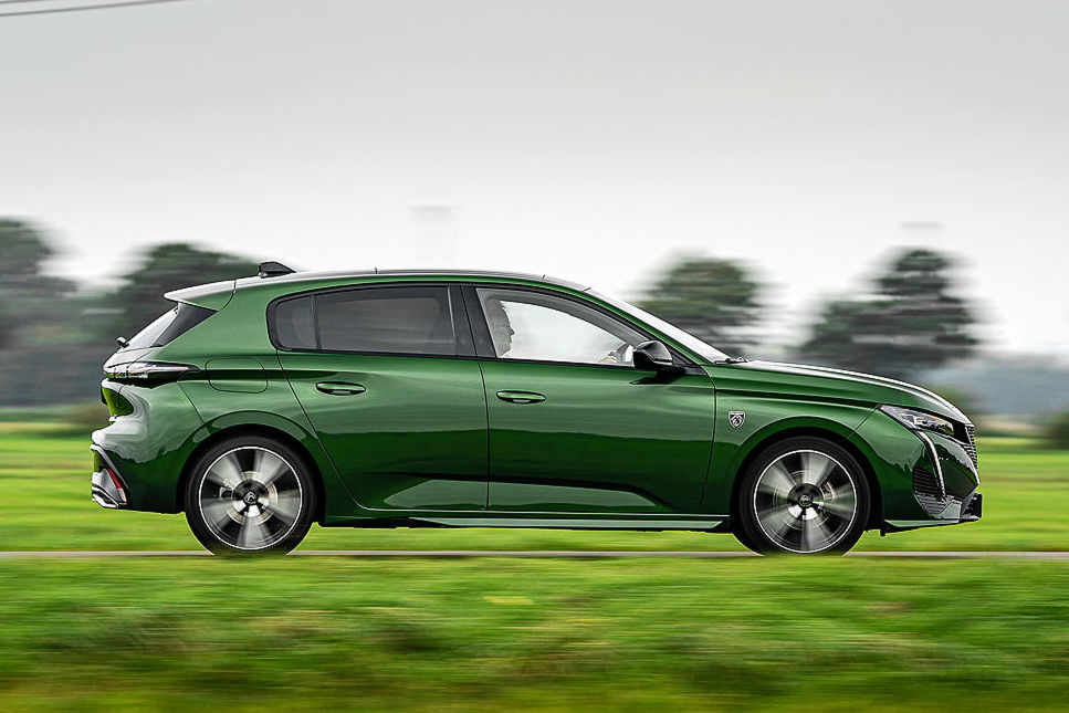 Peugeot 308 PureTech 130 EAT8 GT