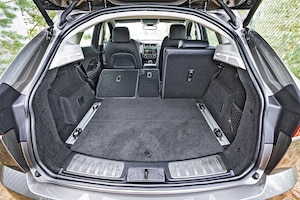 Jaguar E-Pace P300e AWD