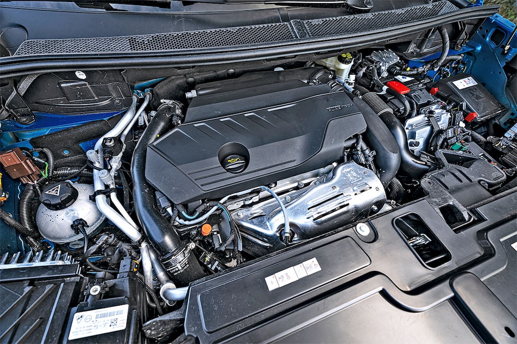 Opel Grandland Hybrid4