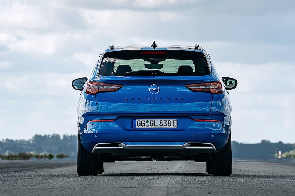 Opel Grandland Hybrid4