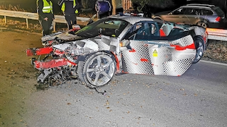 Erlkönig Ferrari Unfall auf Landstraße 
