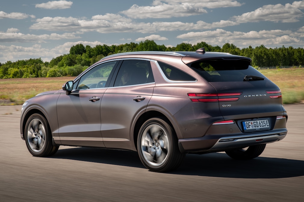 Genesis Electrified GV70