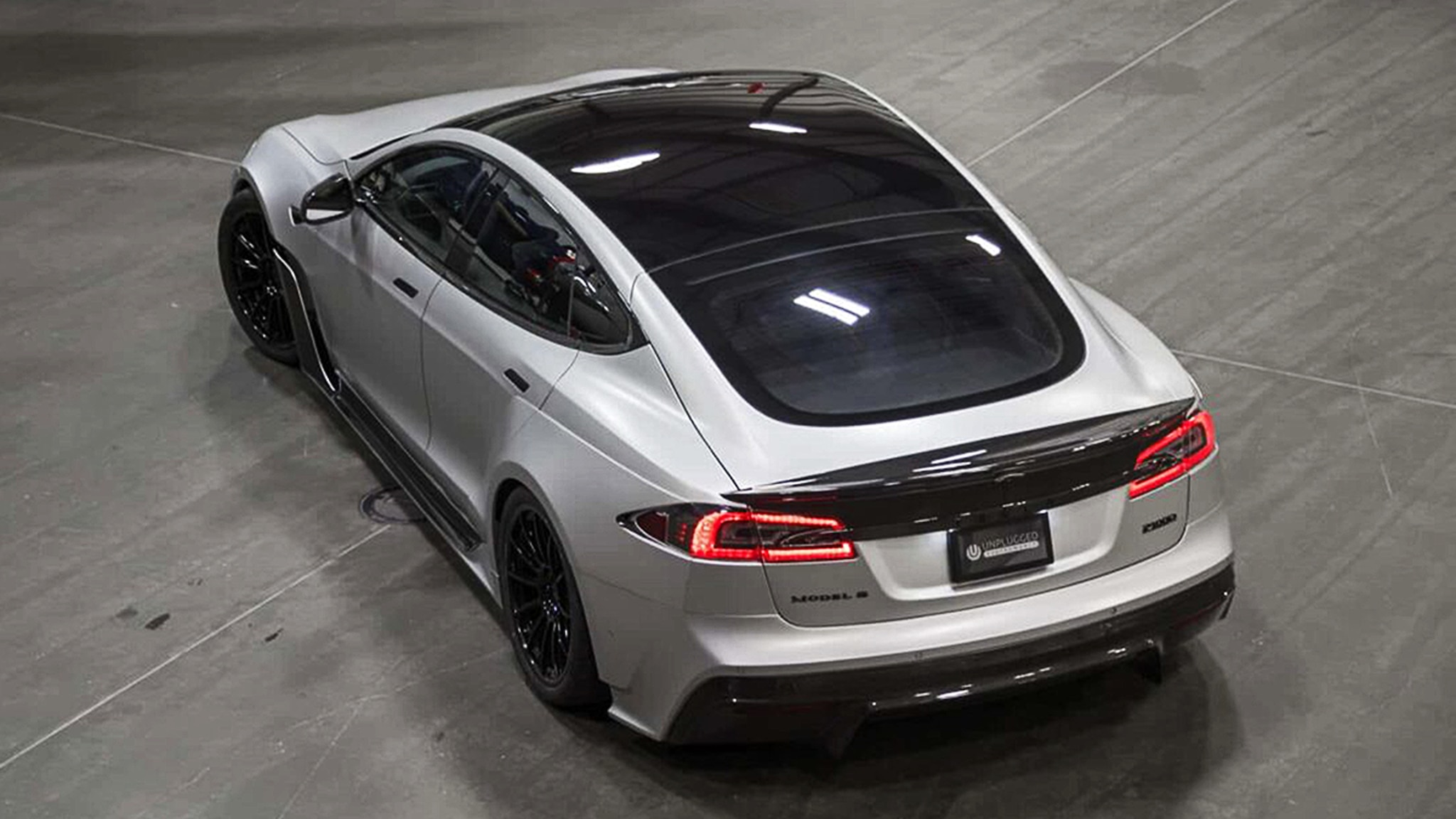 Tesla Model S Plaid Tuning: Sündteure Carbon-Felgen und mehr