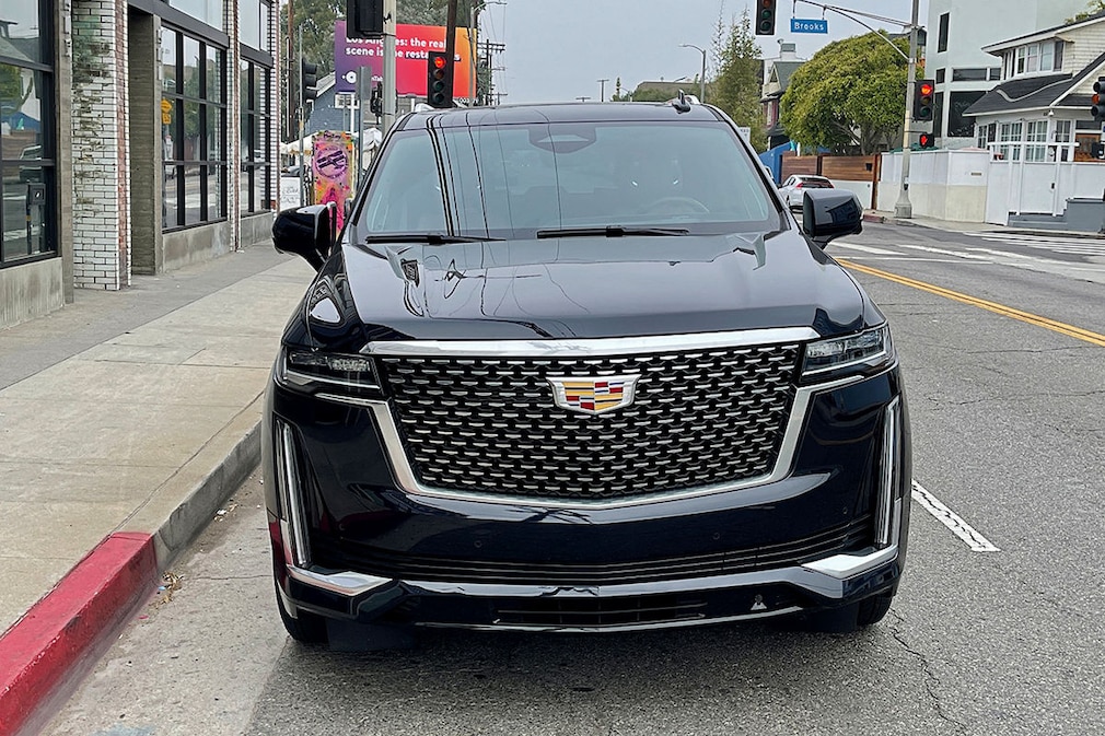 Cadillac Escalade 600 D