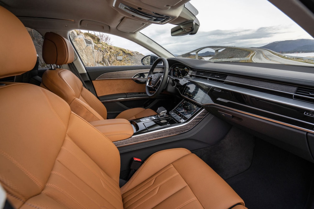 AUDI A8 L 60 TFSI Quattro