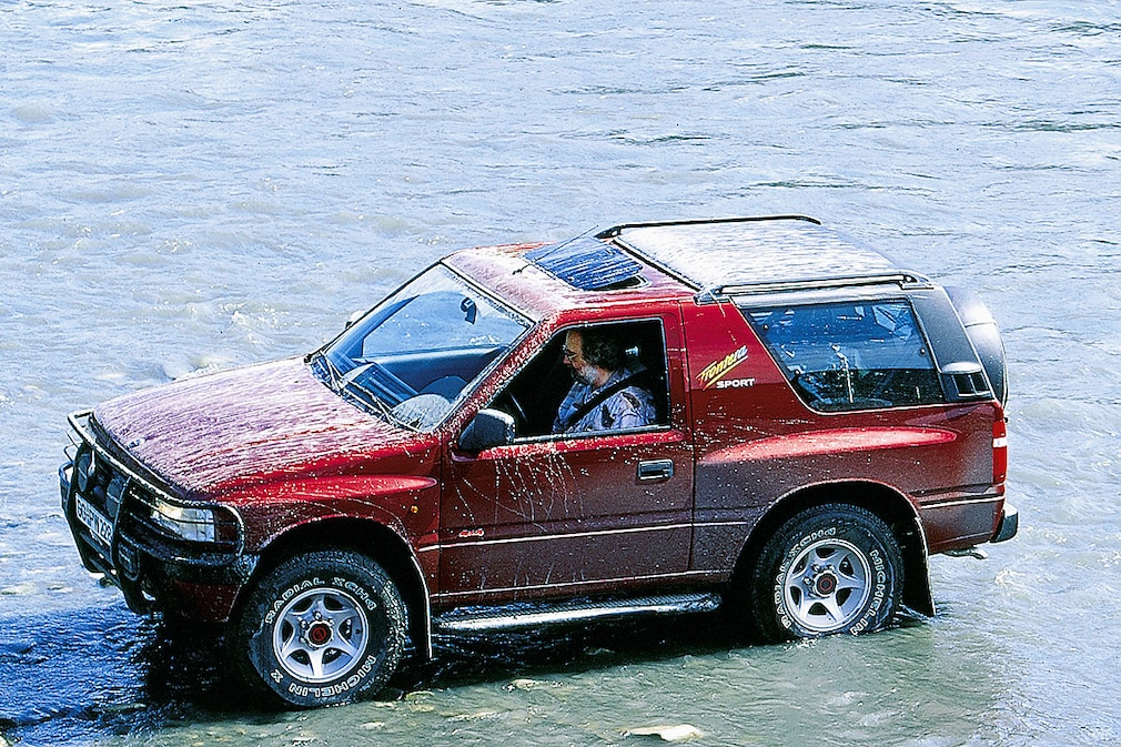 Opel Frontera (1991-1998) Opel Frontera (1991-1998)