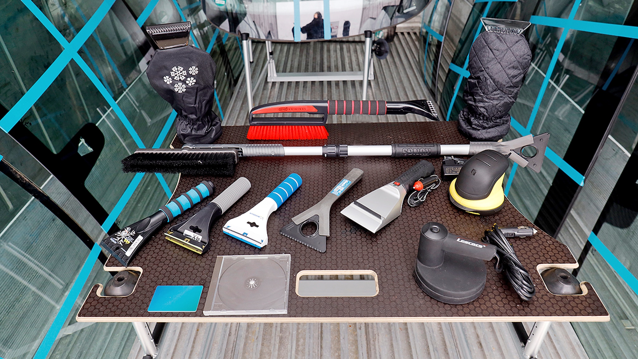 Welcher-Eiskratzer-sorgt-f-r-klare-Sicht-Elf-Exemplare-im-Test