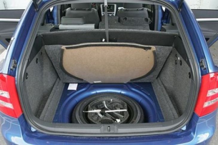 Skoda Octavia RS Combi gegen Audi A4 Avant