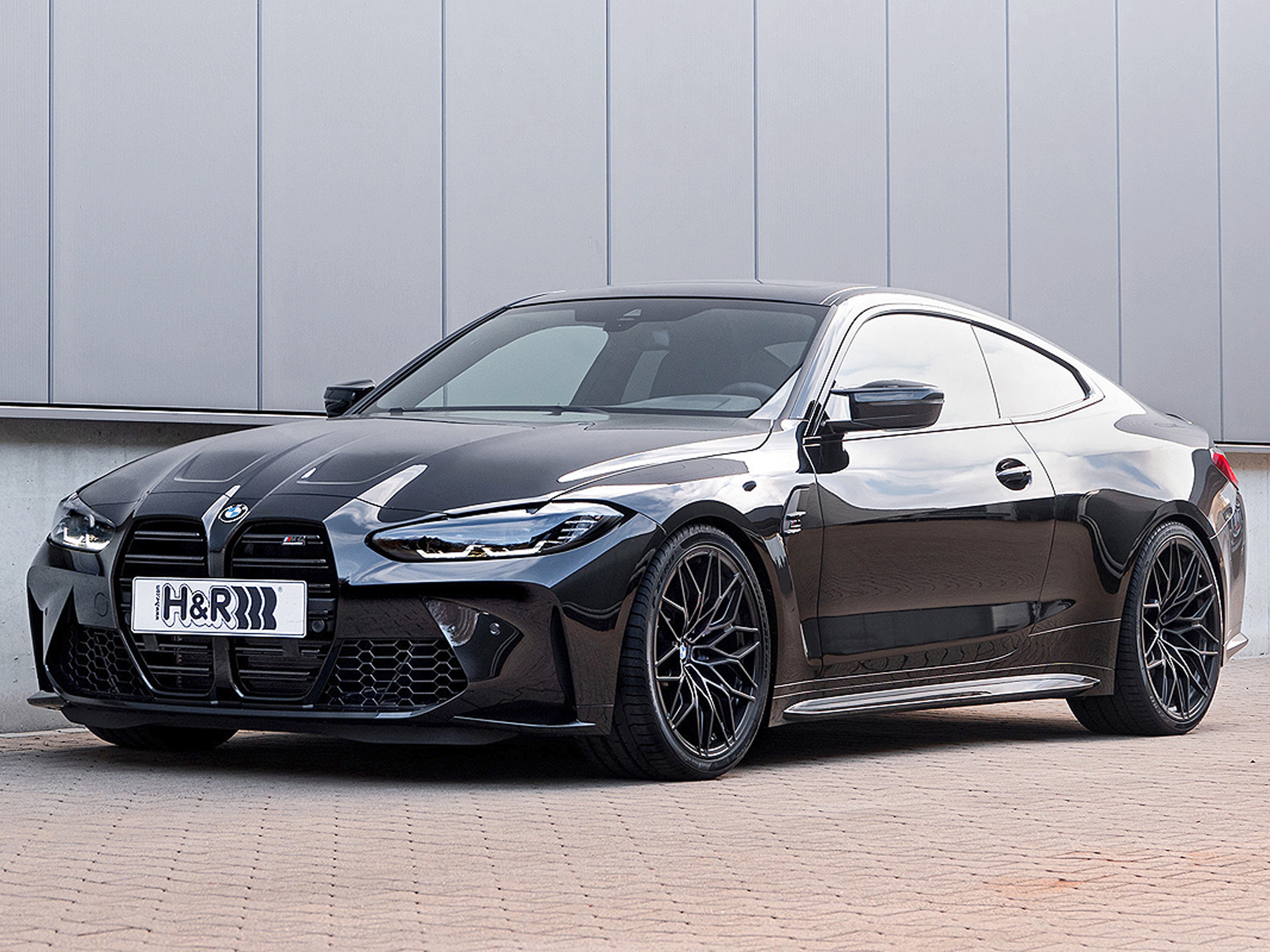 BMW M3/M4 Tuning: variable Tieferlegungsfedern von H&R - AUTO BILD