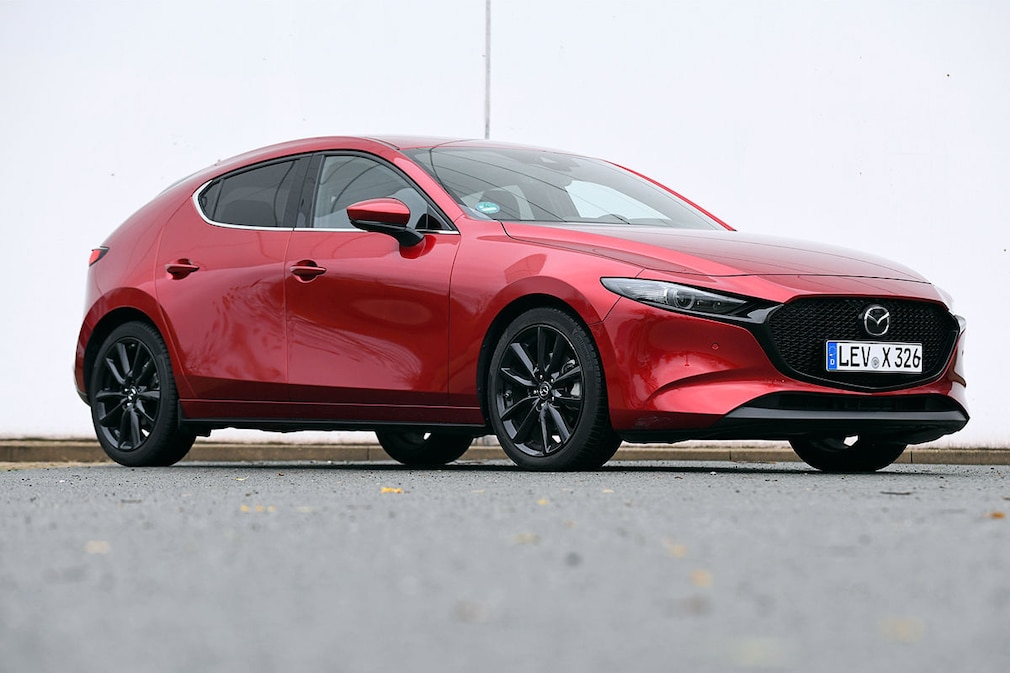 Mazda 3 Skyactiv X 2.0 M-Hybrid - Benziner
