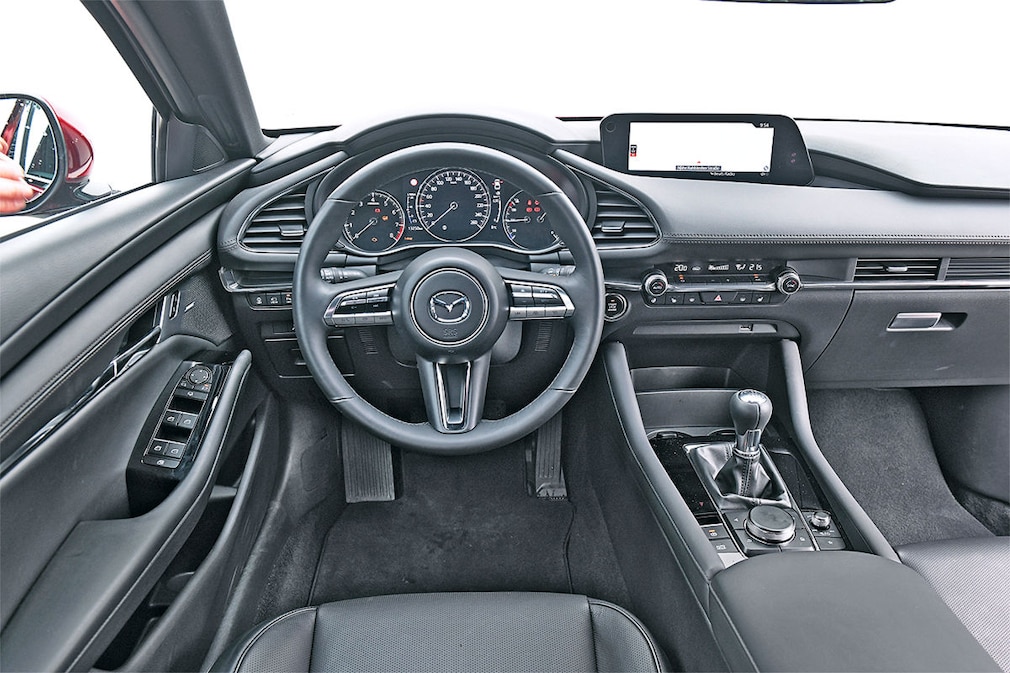 Mazda 3 Skyactiv X 2.0 M-Hybrid - Benziner