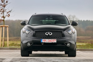 Infiniti QX70