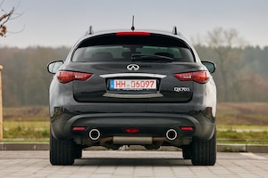 Infiniti QX70