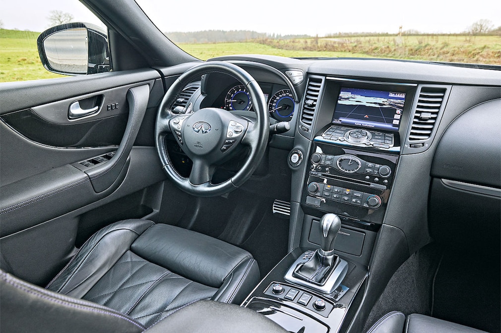 Infiniti QX70