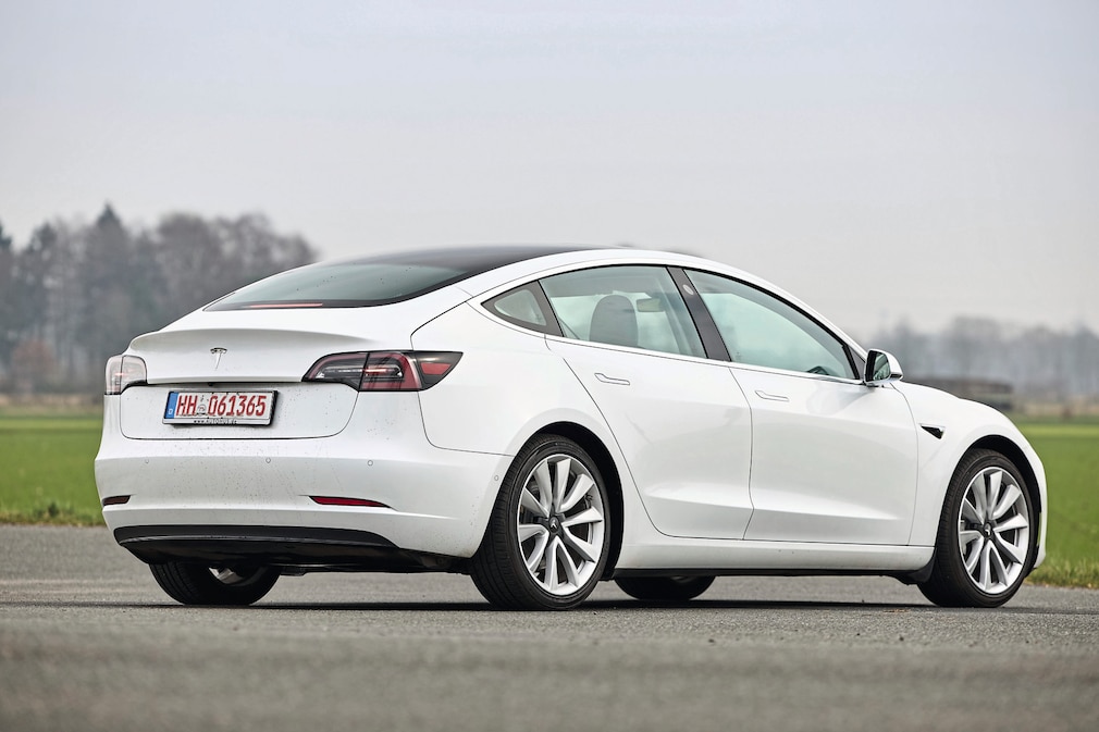 Tesla Model 3 Long Range Dual Motor (2020)