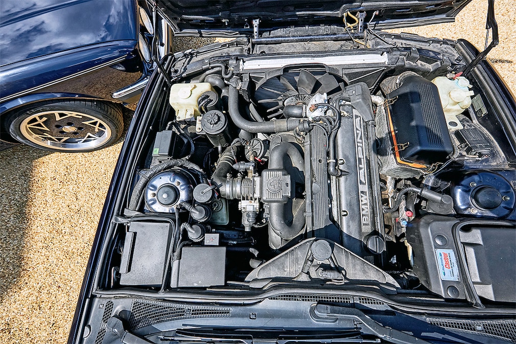 BMW ALPINA B10 BITURBO