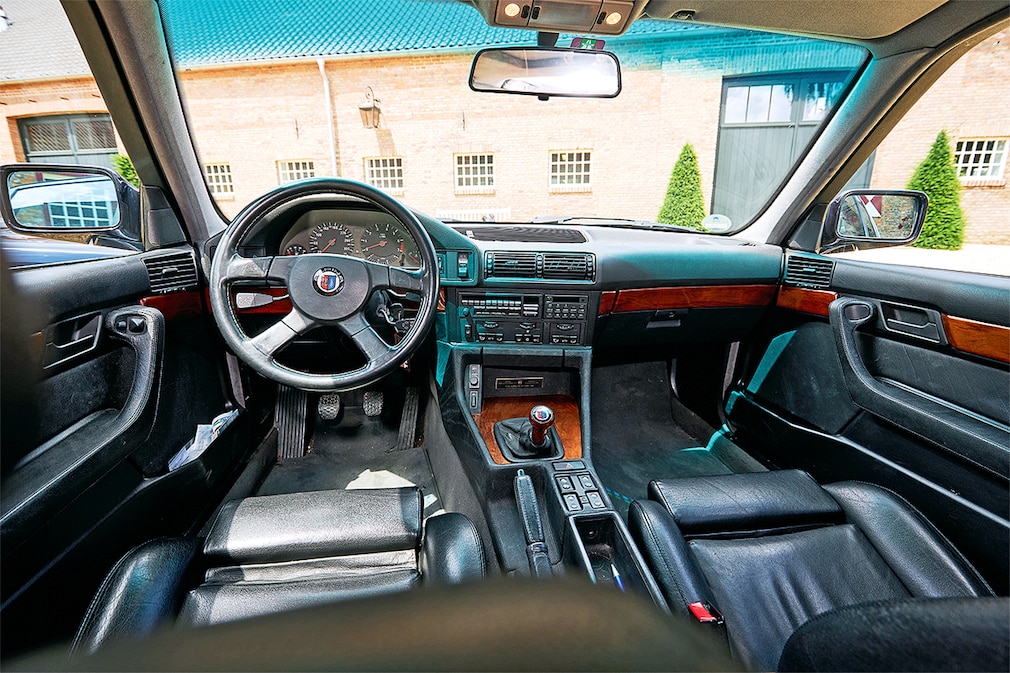 BMW ALPINA B10 BITURBO