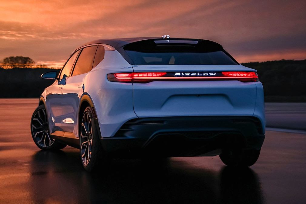 Chrysler Unveils Airflow Concept