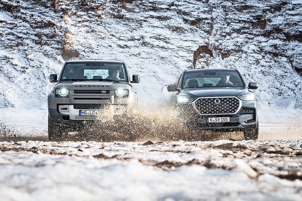 Land Rover Defender 90 D300 SsangYong Rexton e-XDi 220