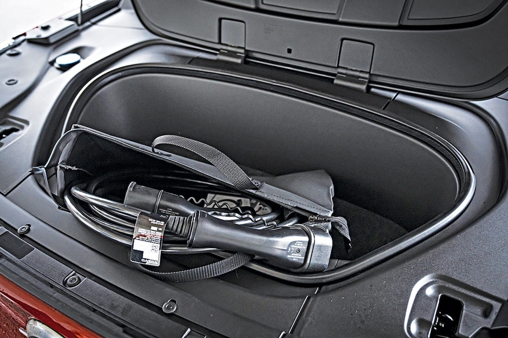 Volvo XC40 Recharge