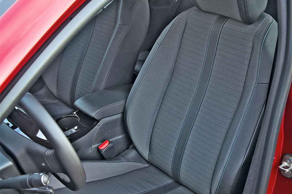Peugeot 208 PureTech 100
