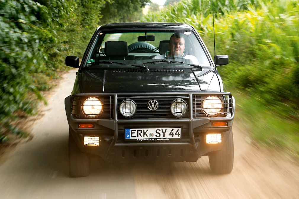 VW Golf Country