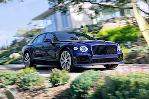 Bentley Flying Spur Hybrid