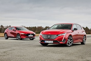 Mazda 3 e-Skyactiv G 2.0 M Hybrid Peugeot 308 PureTech 130
