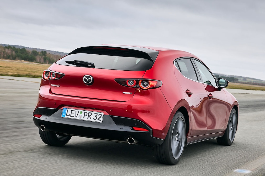 Mazda 3 e-Skyactiv G 2.0 M Hybrid