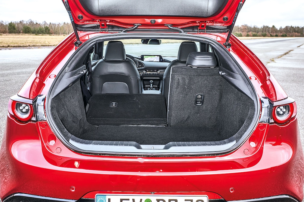 Mazda 3 e-Skyactiv G 2.0 M Hybrid
