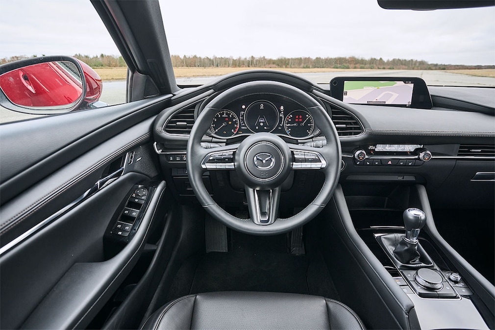 Mazda 3 e-Skyactiv G 2.0 M Hybrid
