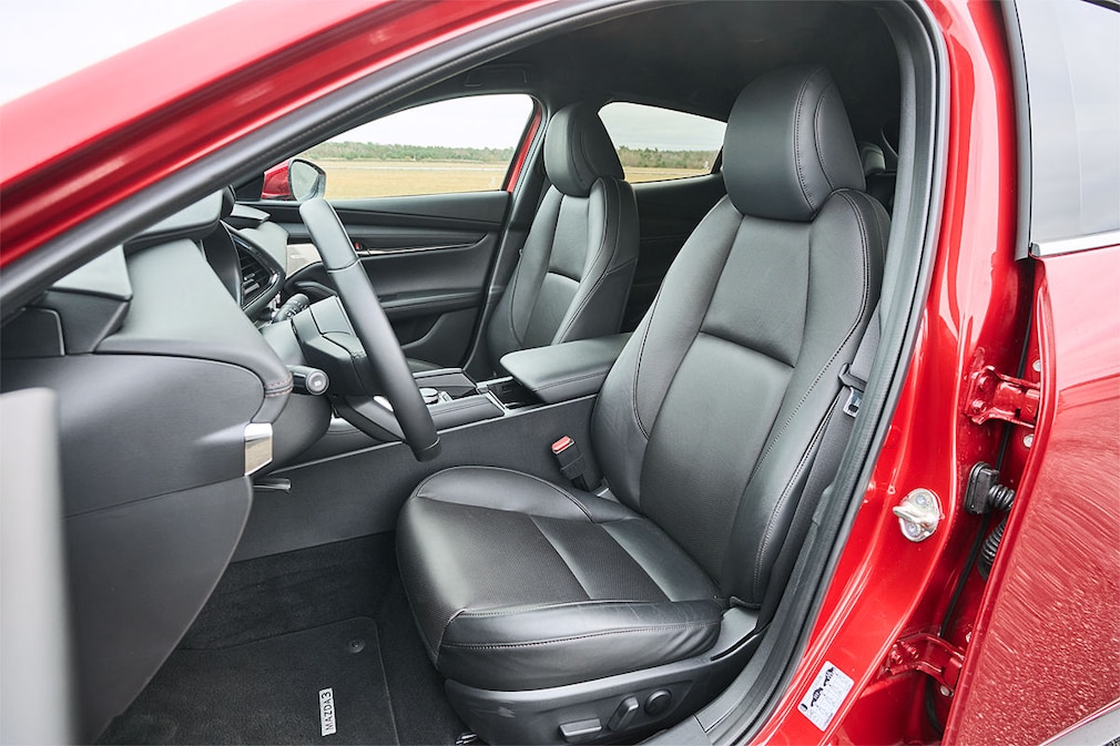 Mazda 3 e-Skyactiv G 2.0 M Hybrid