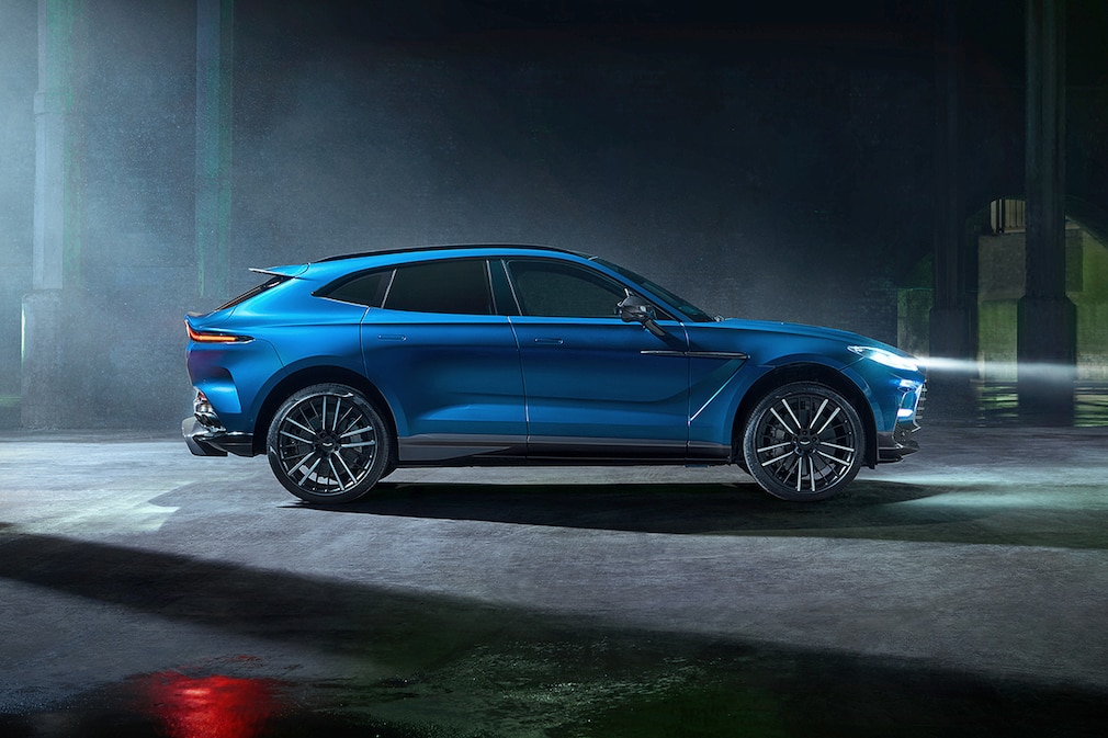Aston Martin DBX 707 Aston Martin DBX 707