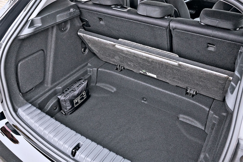 BMW 118d (F40)